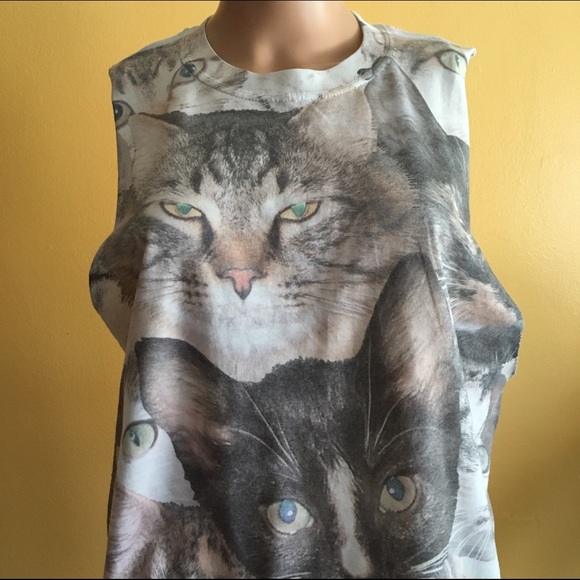 New Cat Tee - Picture 2 of 3