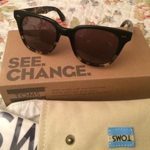 TOMS brand new Memphis Black Tortoise Sunglasses