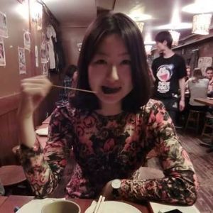 Meet your Posher, Iris