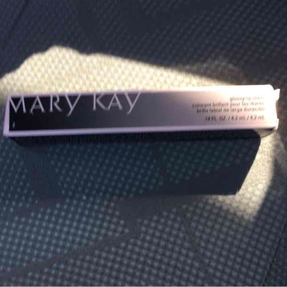 Mary Kay glossy lip stain