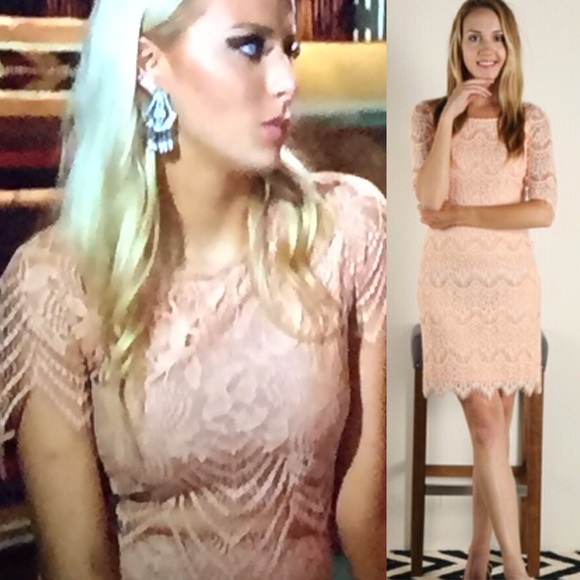 💝💥LAST 1! Medium Blush Lace Dress - Picture 3 of 3