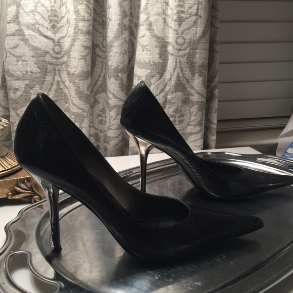 BCBGIRLS BLACK HEELS WITH SILVER HEEL - Picture 2 of 4