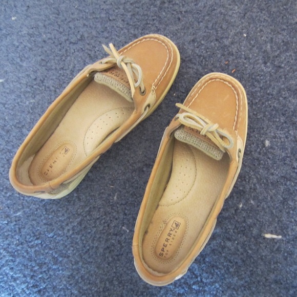 FLASH SALE ♦️ Sperry Top Sider boat shoes