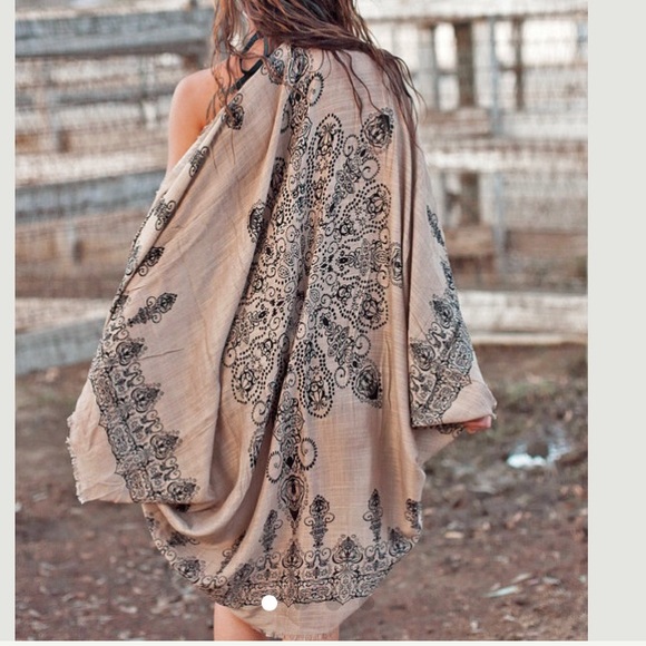 Mocha Henna Print Kimono Cardigan - Picture 2 of 4