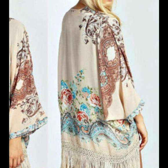 Kimono Flower vintage look cardigan  kimono fringe - Picture 3 of 3