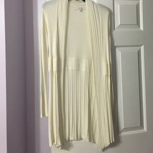 Ellen tracy thick cream cardigan. Super soft