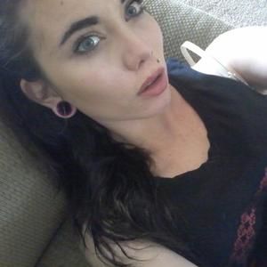 Meet your Posher, Devyn