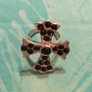 Maltese cross ring