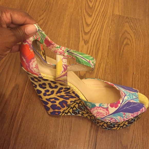 Fun Wedge - Picture 3 of 4