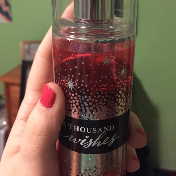 Four Bath & Body Works and PINK brand lotion/spray - Picture 2 of 4