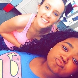 Meet your Posher, Candace