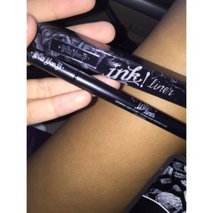 Kat Von D Ink Liner