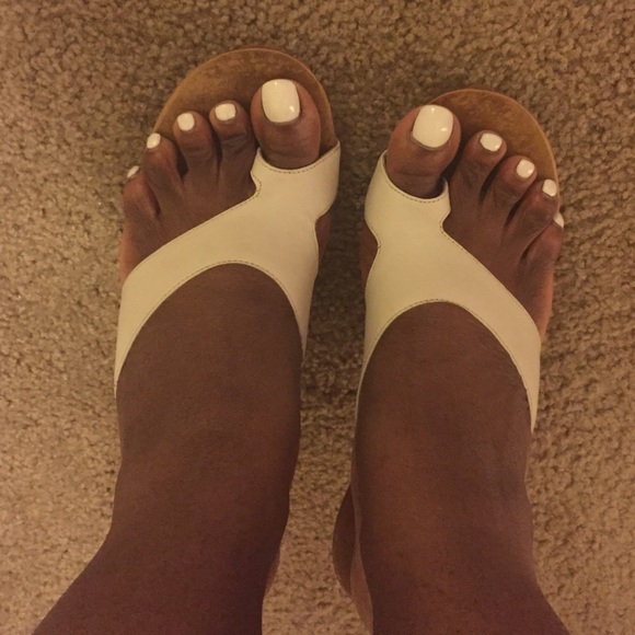 Cream Wood Sandal