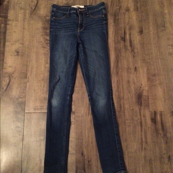 Hollister high waisted skinny jeans
