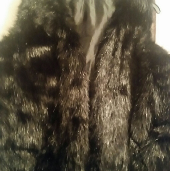 Fur vest
