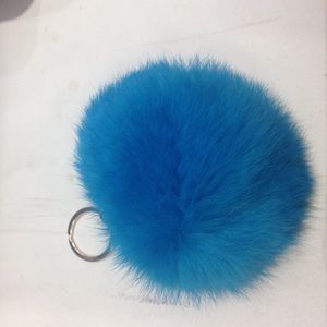 Fur Pom Pom