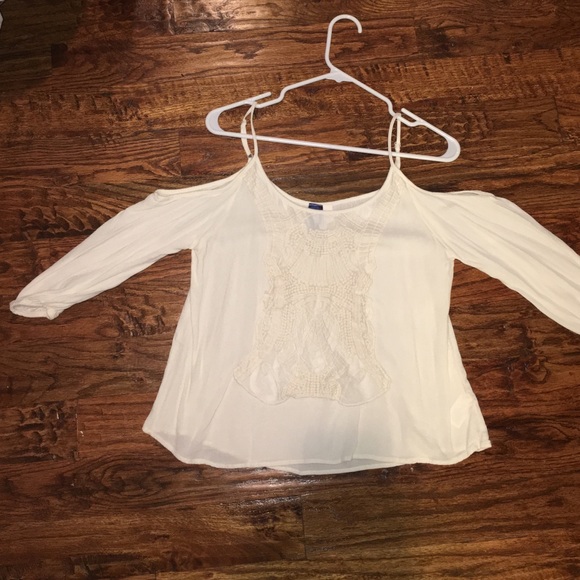 off the shoulder cream blouse w/ lace detailing
