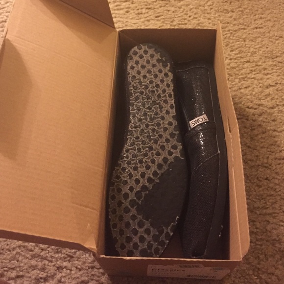 Tom's - Picture 2 of 4