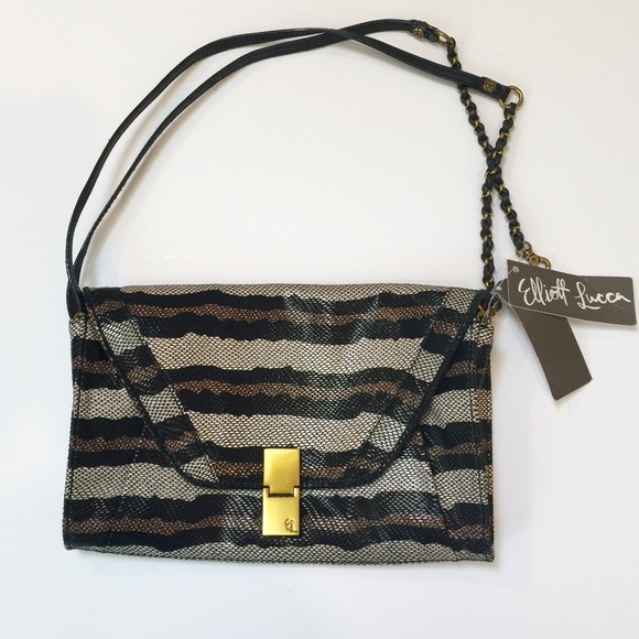 Elliott Lucca Handbags - Elliot Lucca leather envelope purse. NWT