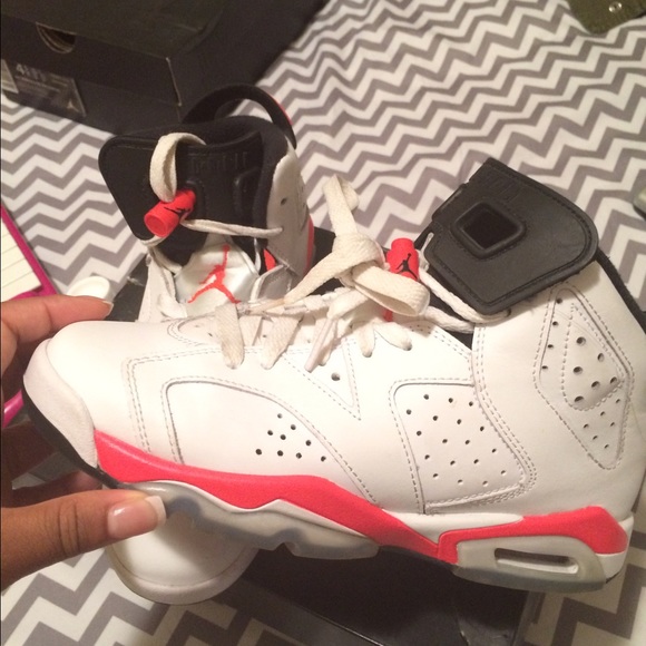 Air Jordan Infrared 6