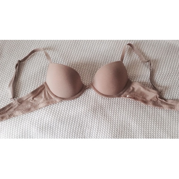 🆕 NWOT Calvin Klein Nude Bra