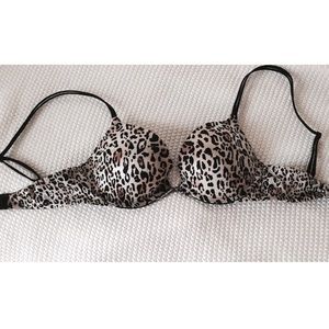 🆕 Victoria's Secret "Very Sexy" Push Up Bra