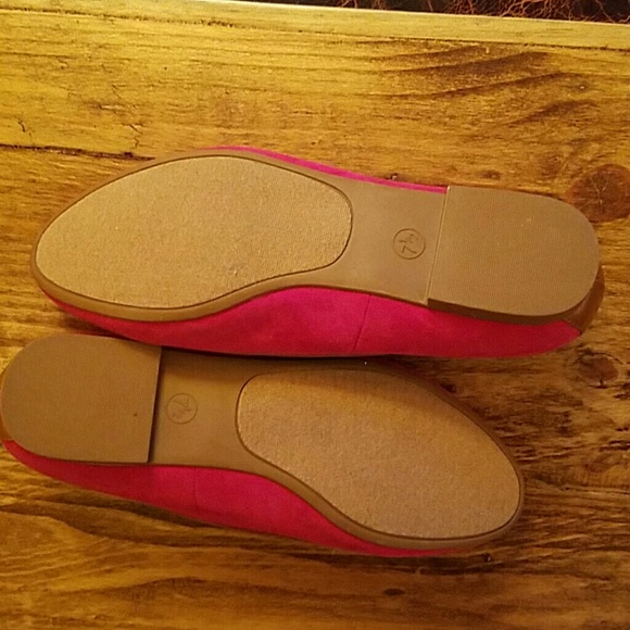 Shoes - Picture 4 of 4