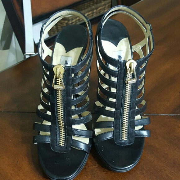 SOLD!!!! Jimmy choo black Glenys zip sandals 39.5