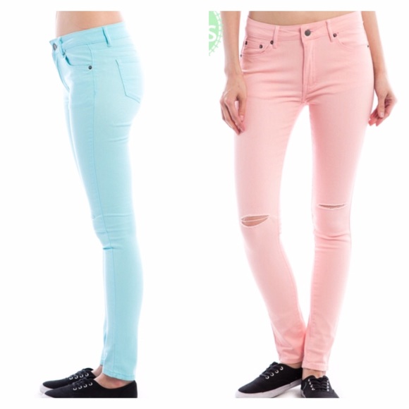 PLUS SIZE SKINNY JEANS! FOUR COLORS! - Picture 2 of 3