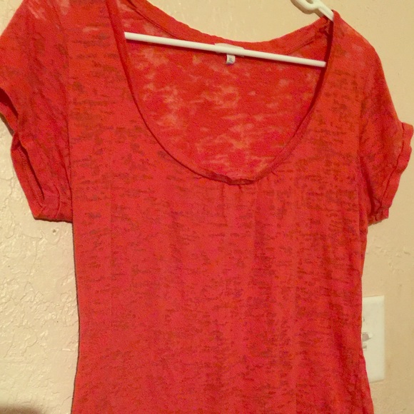 Orange scoop tee