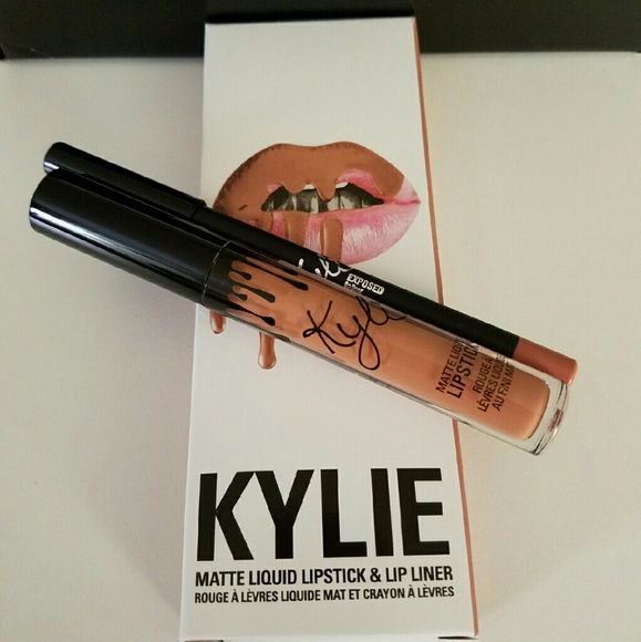 Kylie lipkit in EXPOSED! 💋