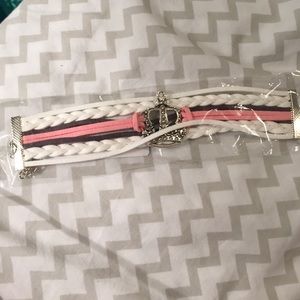 Crown braided bracelt