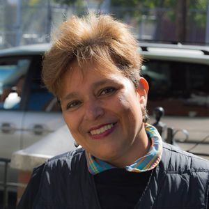 Meet your Posher, Yaneth