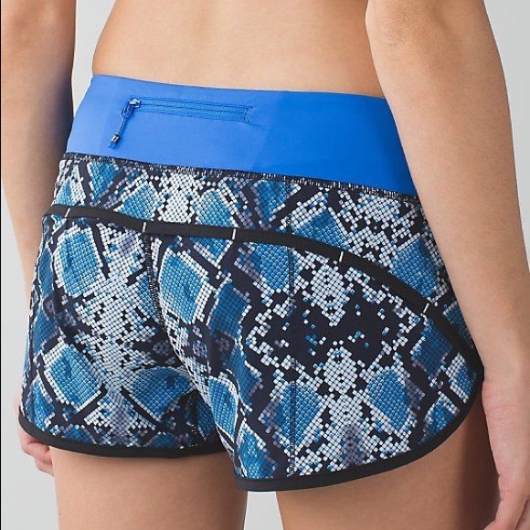 Lululemon Run Speed Short | Blue Snakeskin | Size4