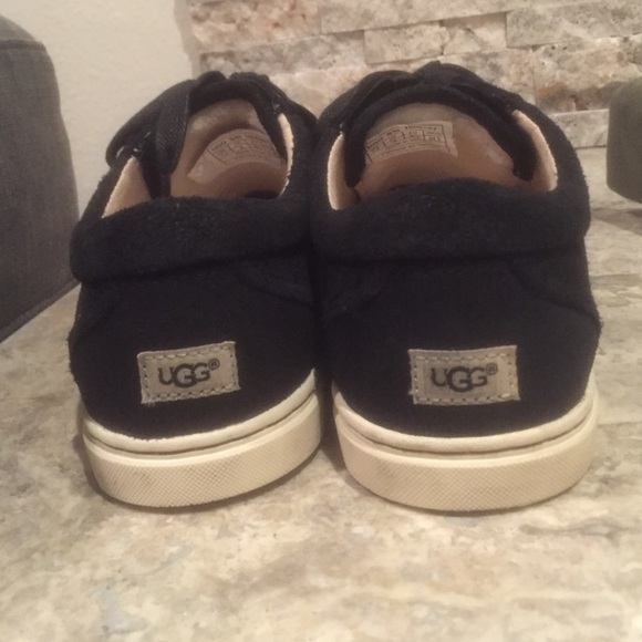 Ugg stylish sneakers