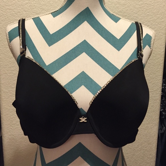 🎉🎉FOH Rhinestone Bra new with tag