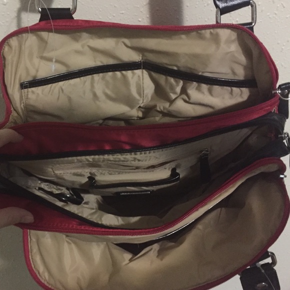 Multi pocketed bag - Picture 2 of 4