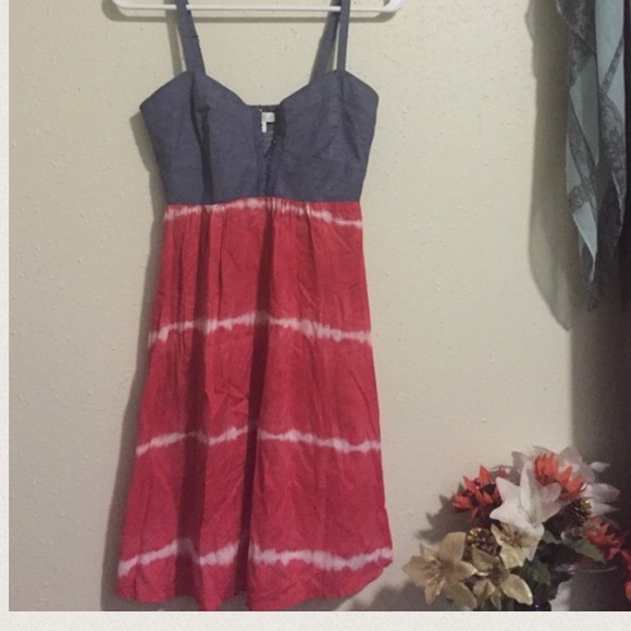 Dress - Picture 4 of 4