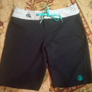 Volcom board shorts. Men's size 30