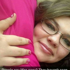 Meet your Posher, Emma