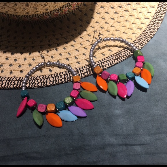 Multicolored earrings