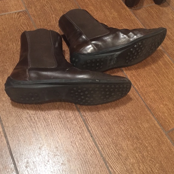 Classy low boots, real leather authentic TOD'S