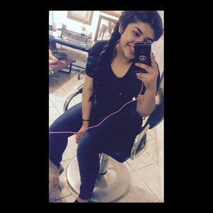 Meet your Posher, Maria