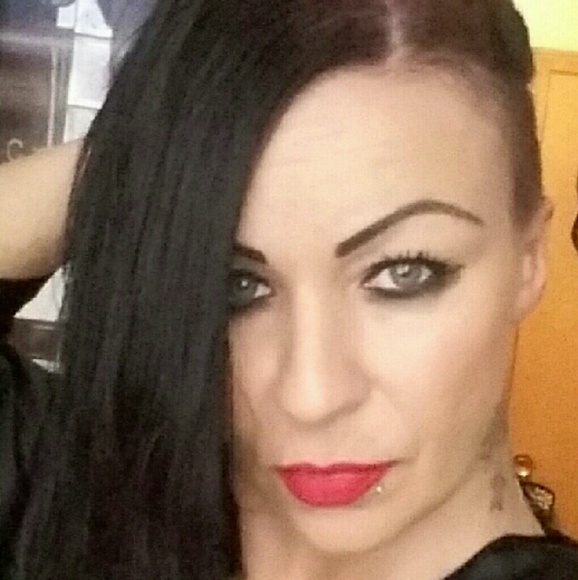 Meet your Posher, Wioletta - Picture 1 of 1