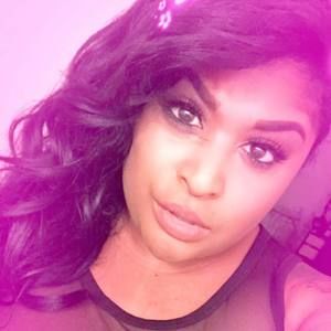 Meet your Posher, Celeste