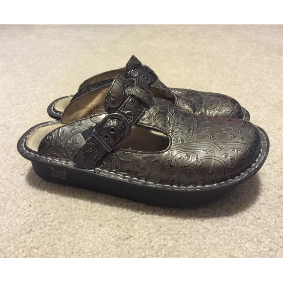Alegria Bronze Lite Professional Clogs Size 36