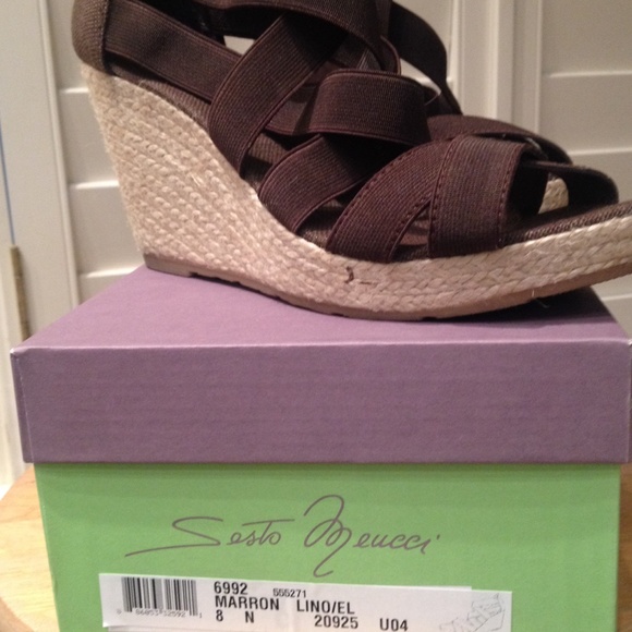 Wedge Sandals - Picture 3 of 3