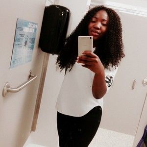 Meet your Posher, Janice