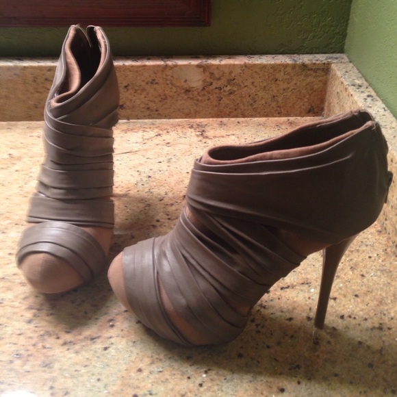 Tan/mauve colored stiletto booties
