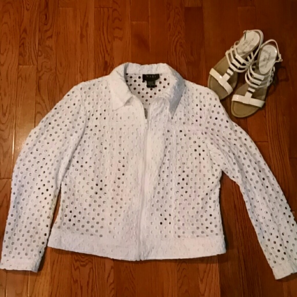 Nabi Jacket.... NWOT